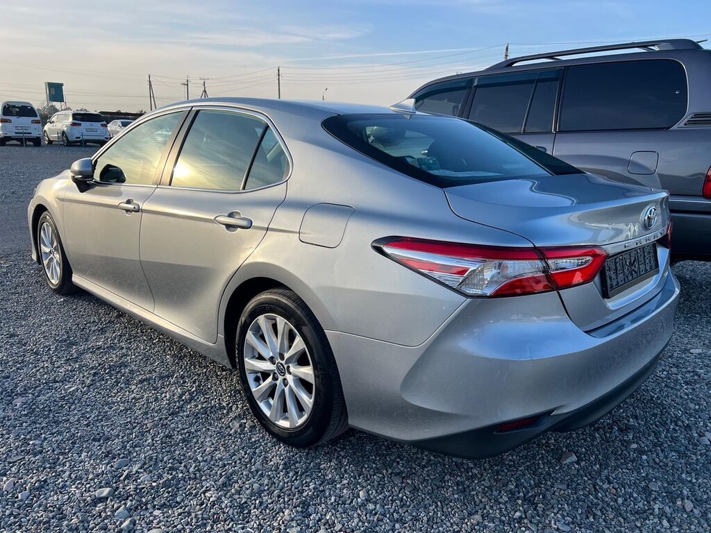 Toyota Camry: 2020 г., 2.5 л, Автомат, Бензин, Седан: фото 4