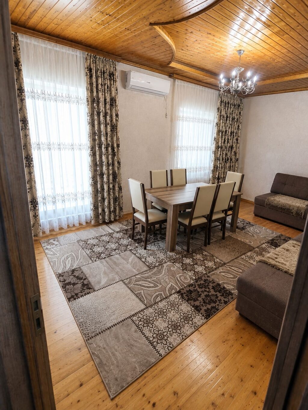 Digah, 93 kv. m, 4 otaqlı, Kombi, Qaz, İşıq