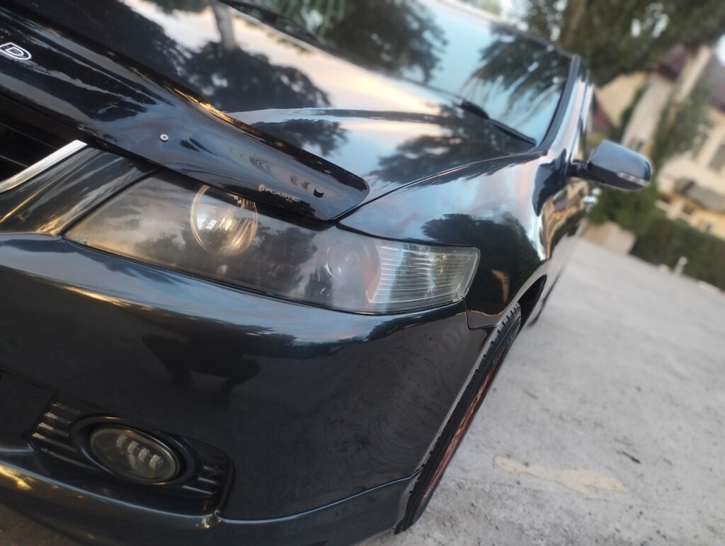 Honda Accord: 2003 г., 2 л, Автомат, Бензин, Седан — фото 5