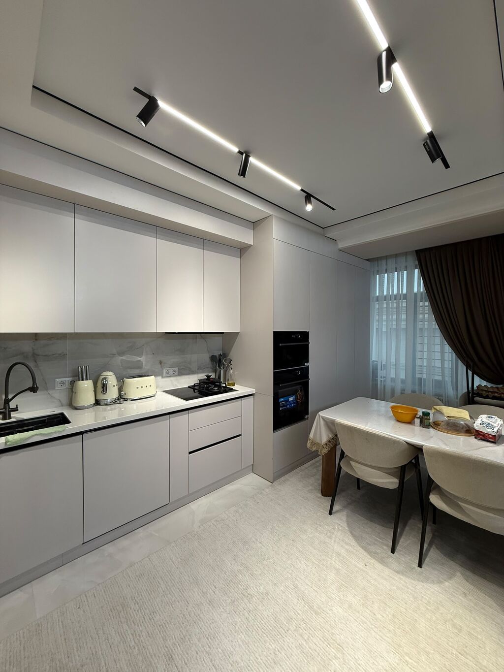 3 комнаты, 122 м², Ак-Кеме Элитка, 11 этаж, Дизайнерский ремонт: фото 2
