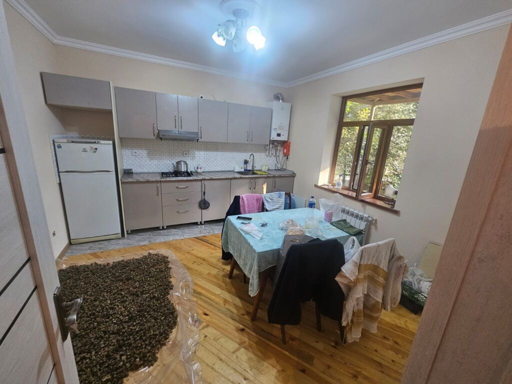 3 otaqlı, 100 kv. m, Yeni təmirli