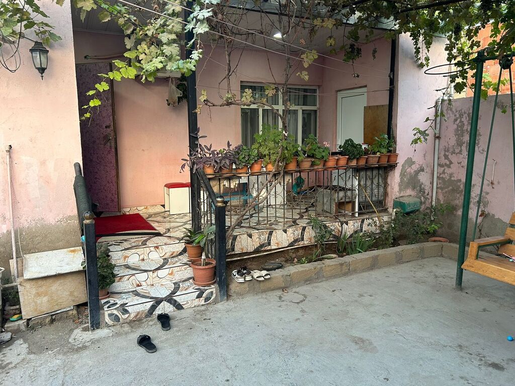 3 otaqlı, 70 kv. m, Orta təmir
