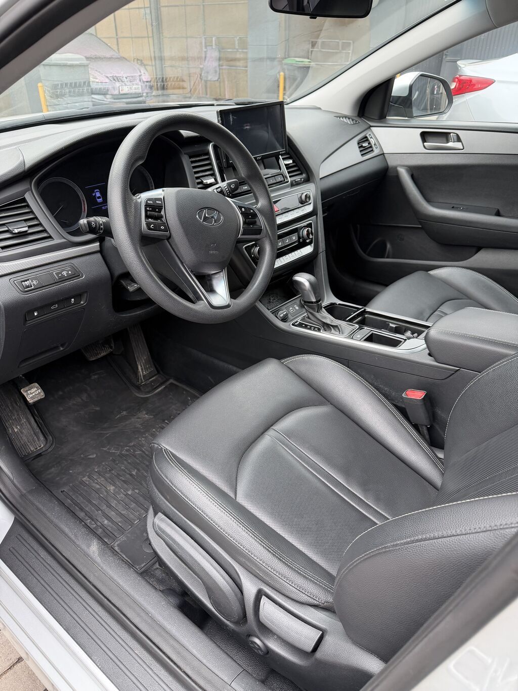 Hyundai Sonata: 2018 г., 2 л, Автомат, Газ, Седан: фото 8
