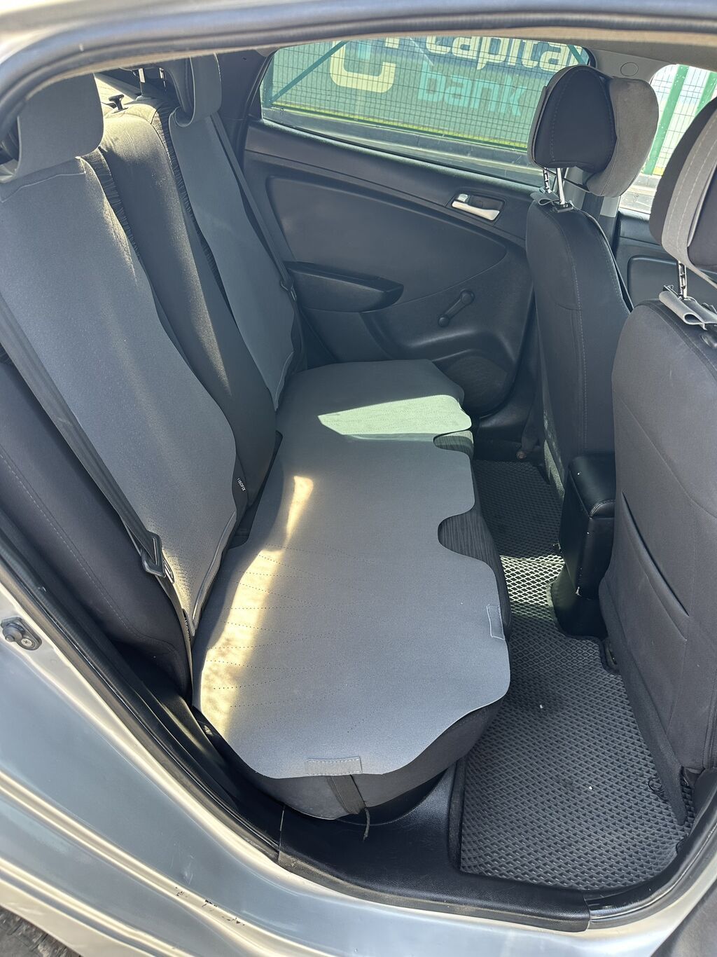 Hyundai Solaris: 2014 г., 1.4 л, Автомат, Бензин, Седан: фото 5