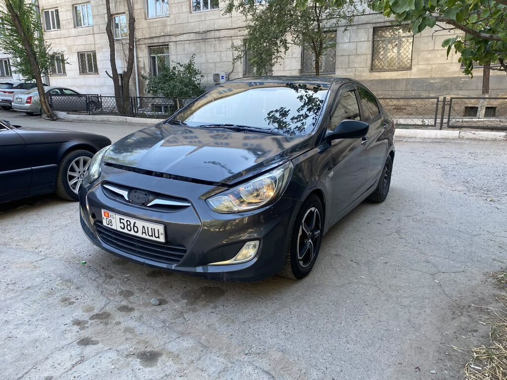 Hyundai Accent: 2014 г., 1.6 л, Автомат, Бензин, Седан: фото 4