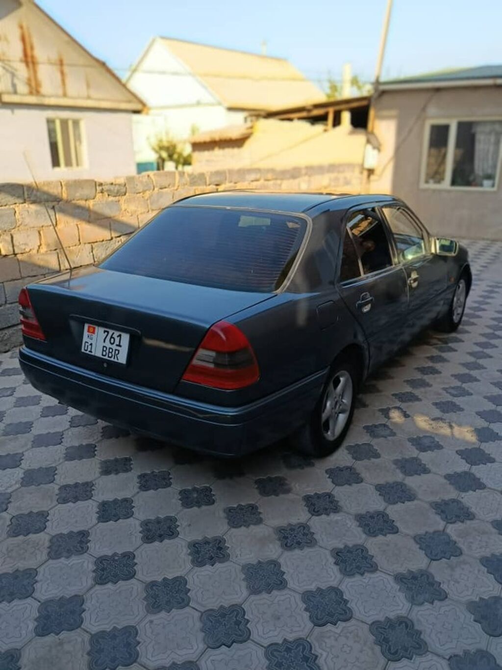 Mercedes-Benz C-Class: 1995 г., 2 л, Автомат, Бензин, Седан: фото 2