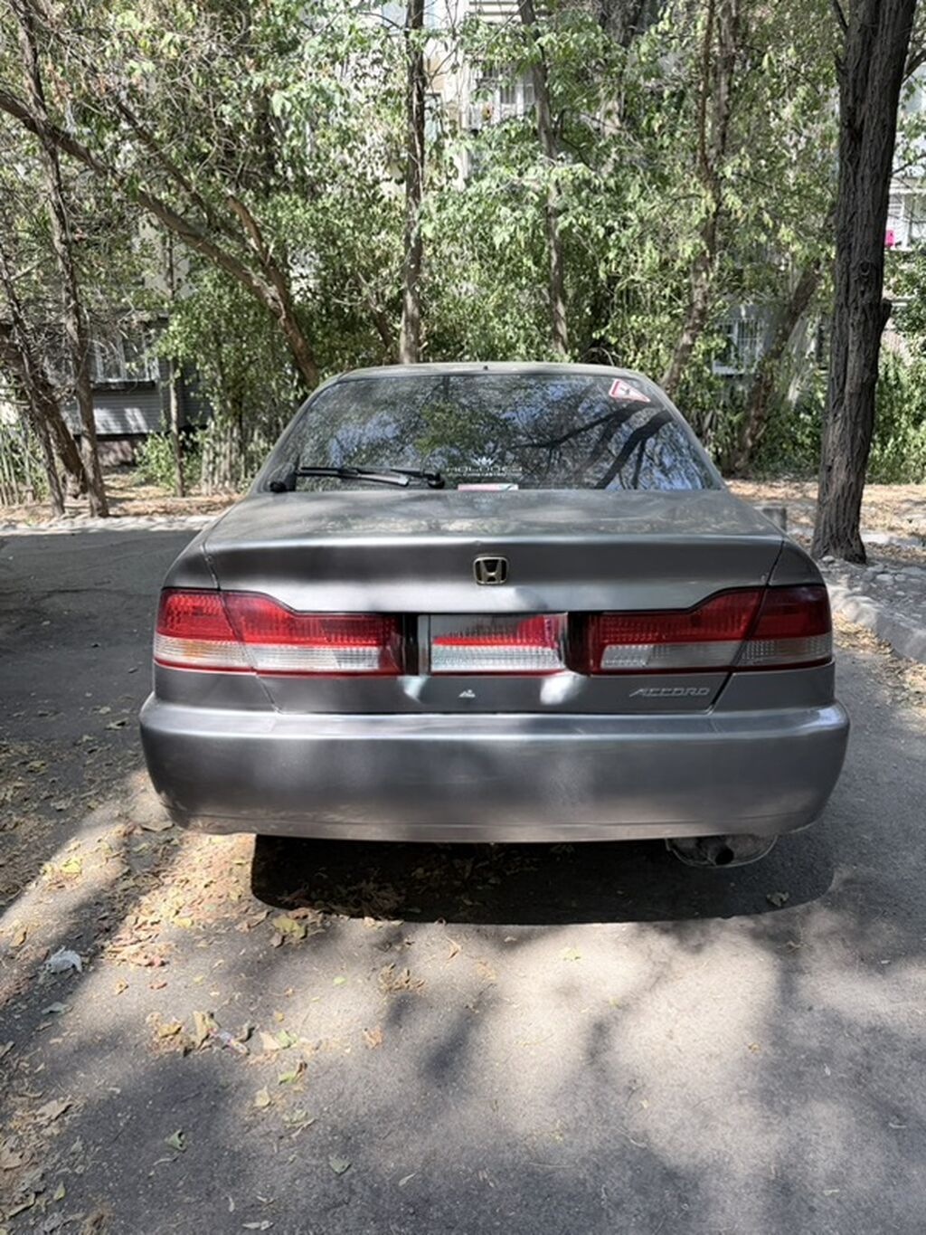 Honda Accord: 2002 г., 2 л, Автомат, Седан: фото 3
