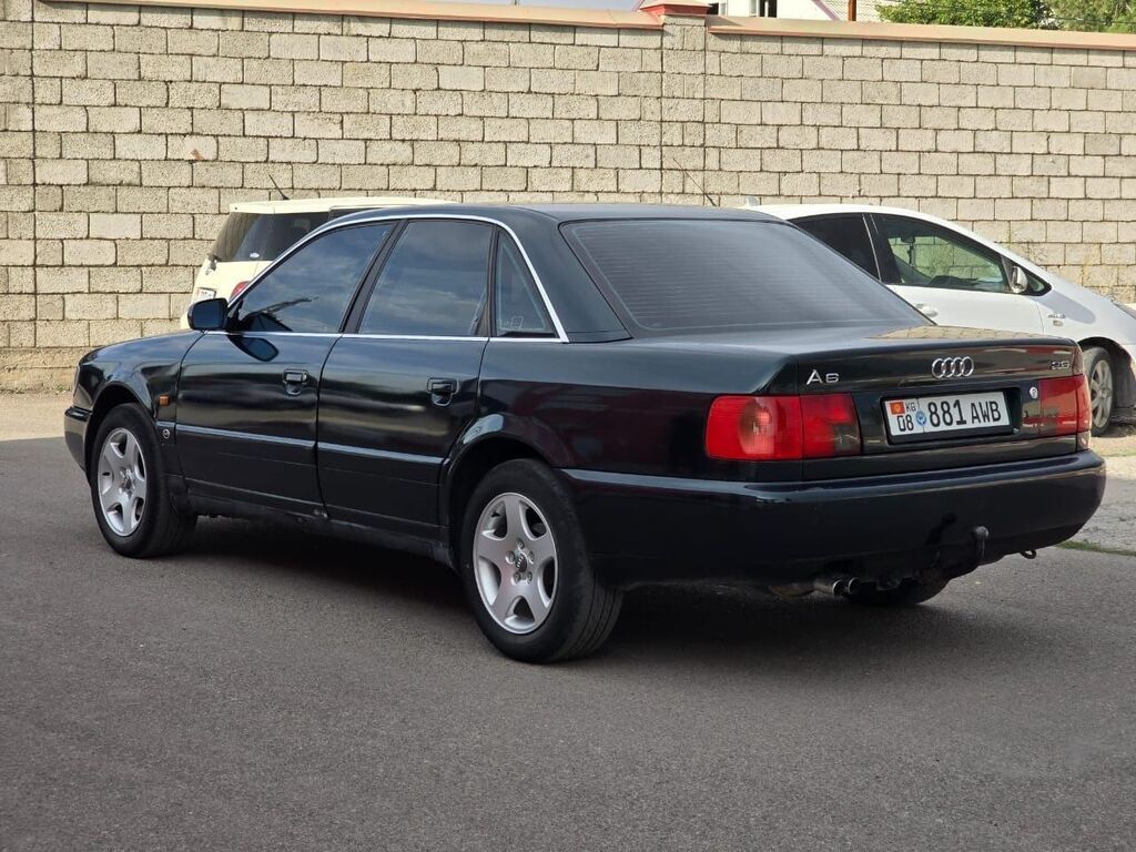 Audi A6: 1996 г., 2.6 л, Механика, Бензин, Седан: фото 1