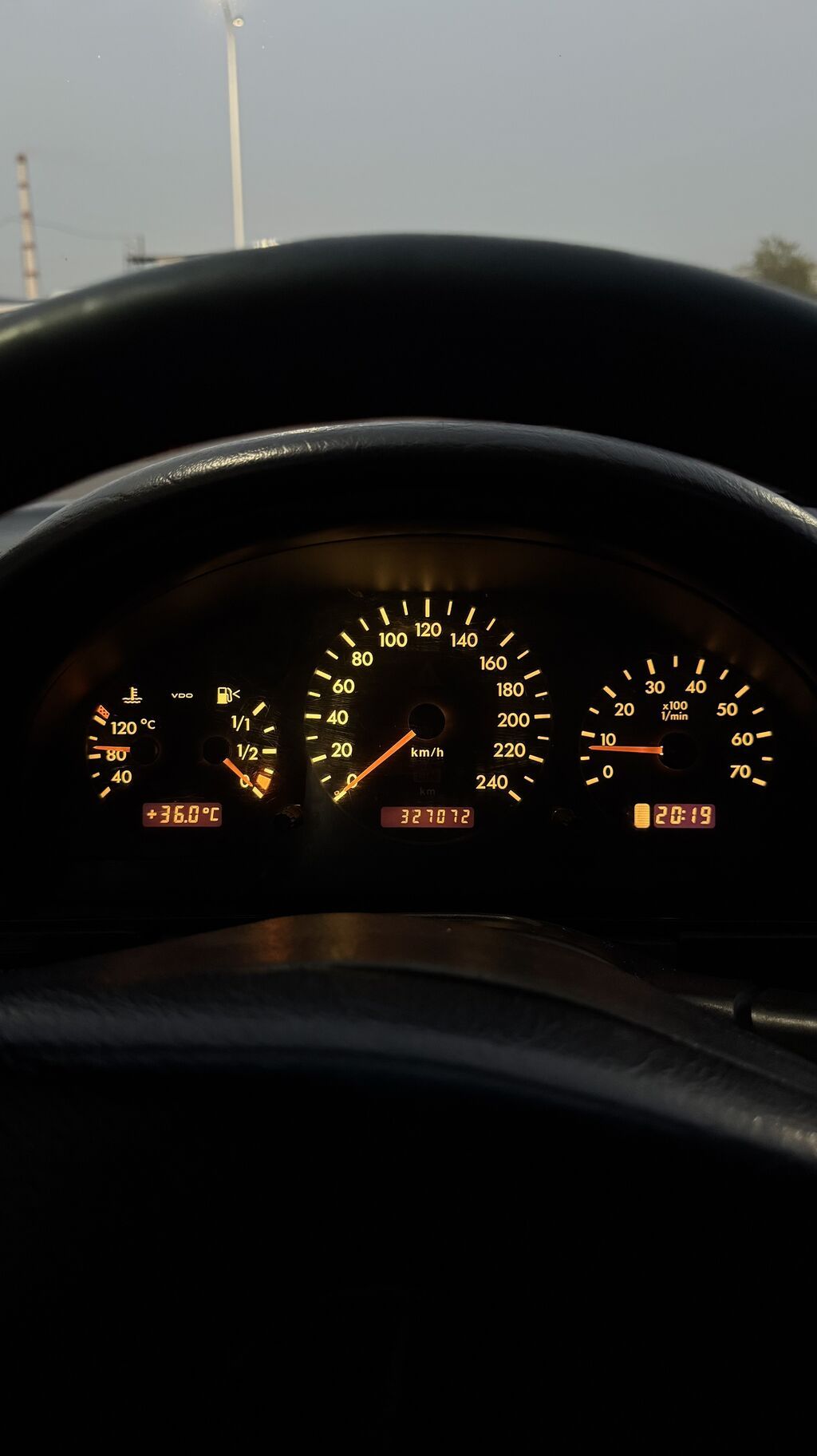 Mercedes-Benz ML-Class: 1998 г., 3.2 л, Автомат, Газ, Внедорожник: фото 8