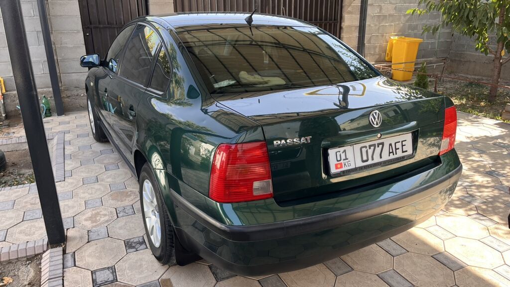 Volkswagen Passat: 1999 г., 1.6 л, Механика, Бензин, Седан: фото 4