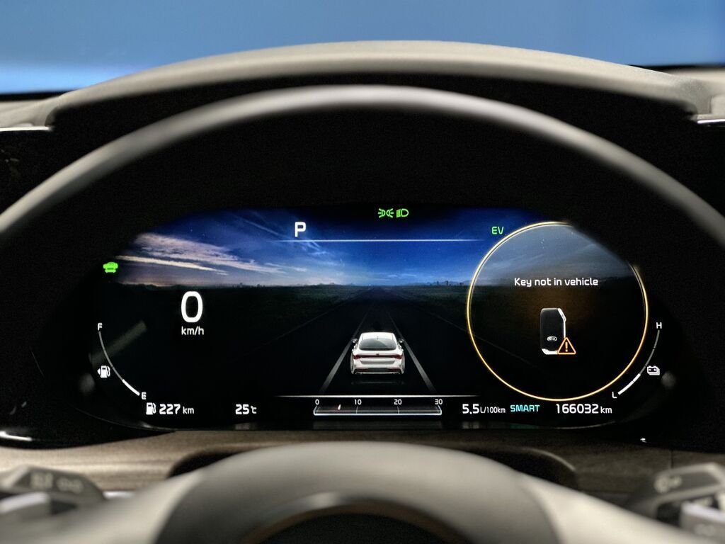 Kia K5: 2020 г., 2 л, Автомат, Гибрид, Седан: фото 6