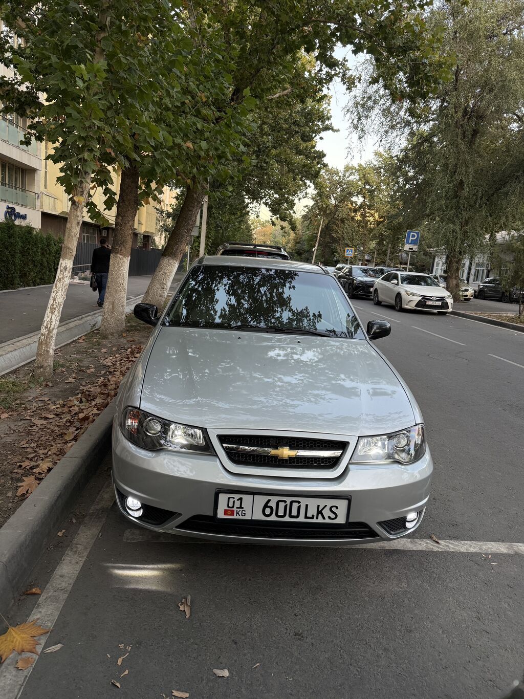 Daewoo Nexia: 2009 г., 1.5 л, Механика, Бензин, Седан: фото 2