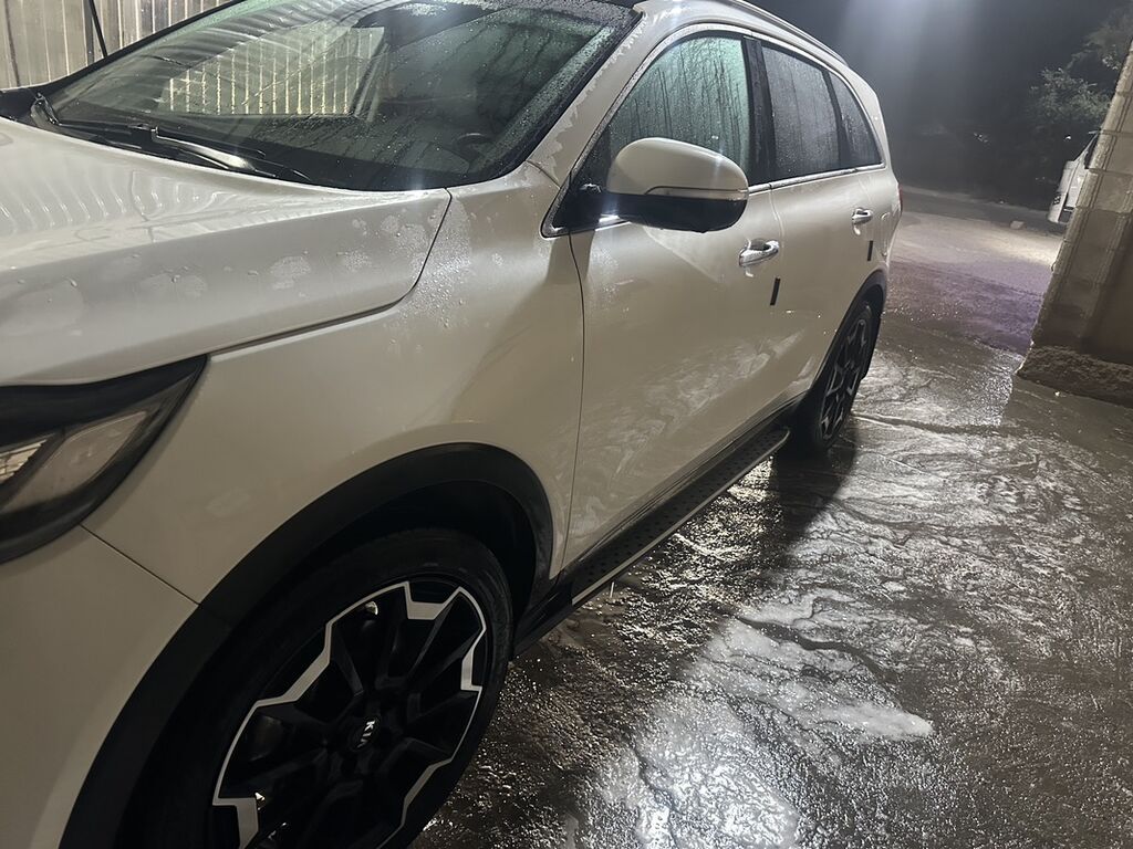 Kia Sorento: 2018 г., 2.2 л, Автомат, Дизель, Кроссовер: фото 4