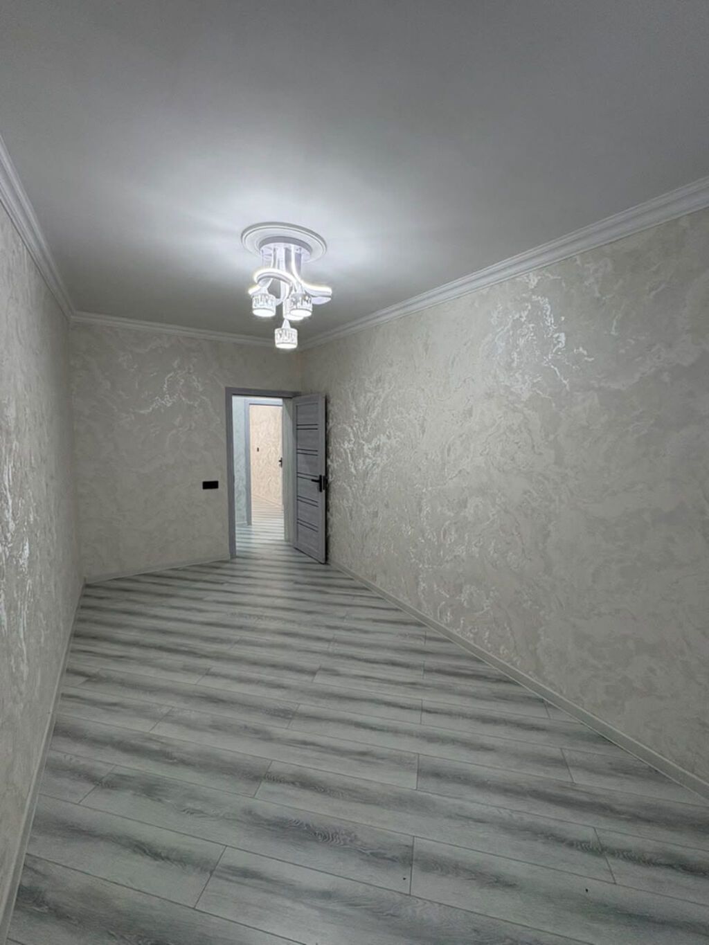 Neftçilərdə 2 otaqlı köhnə tikili mənzil satılır, 60 m², 144 000 AZN, şəkil 4 / 12