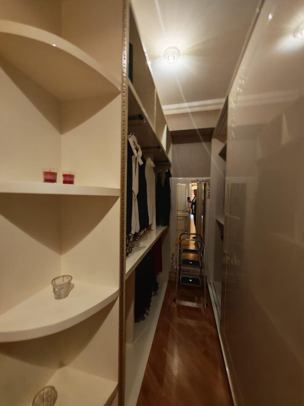 5 otaqlı, Yeni tikili, 285 kv. m