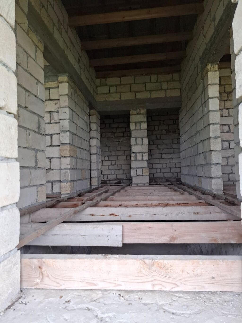 4 otaqlı, 150 kv. m, Kredit yoxdur, Təmirsiz