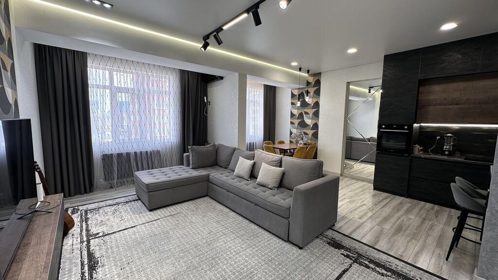 3 комнаты, 128 м², Ала-Арча ТРЦ Элитка, 7 этаж, Дизайнерский ремонт: фото 2