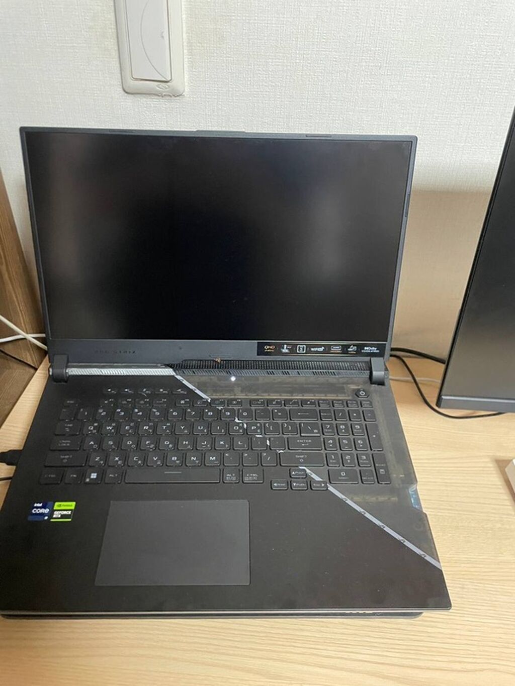 Игровой ноутбук ASUS ROG (серия Strix/Scar) - Диагональ экрана 17": фото 2