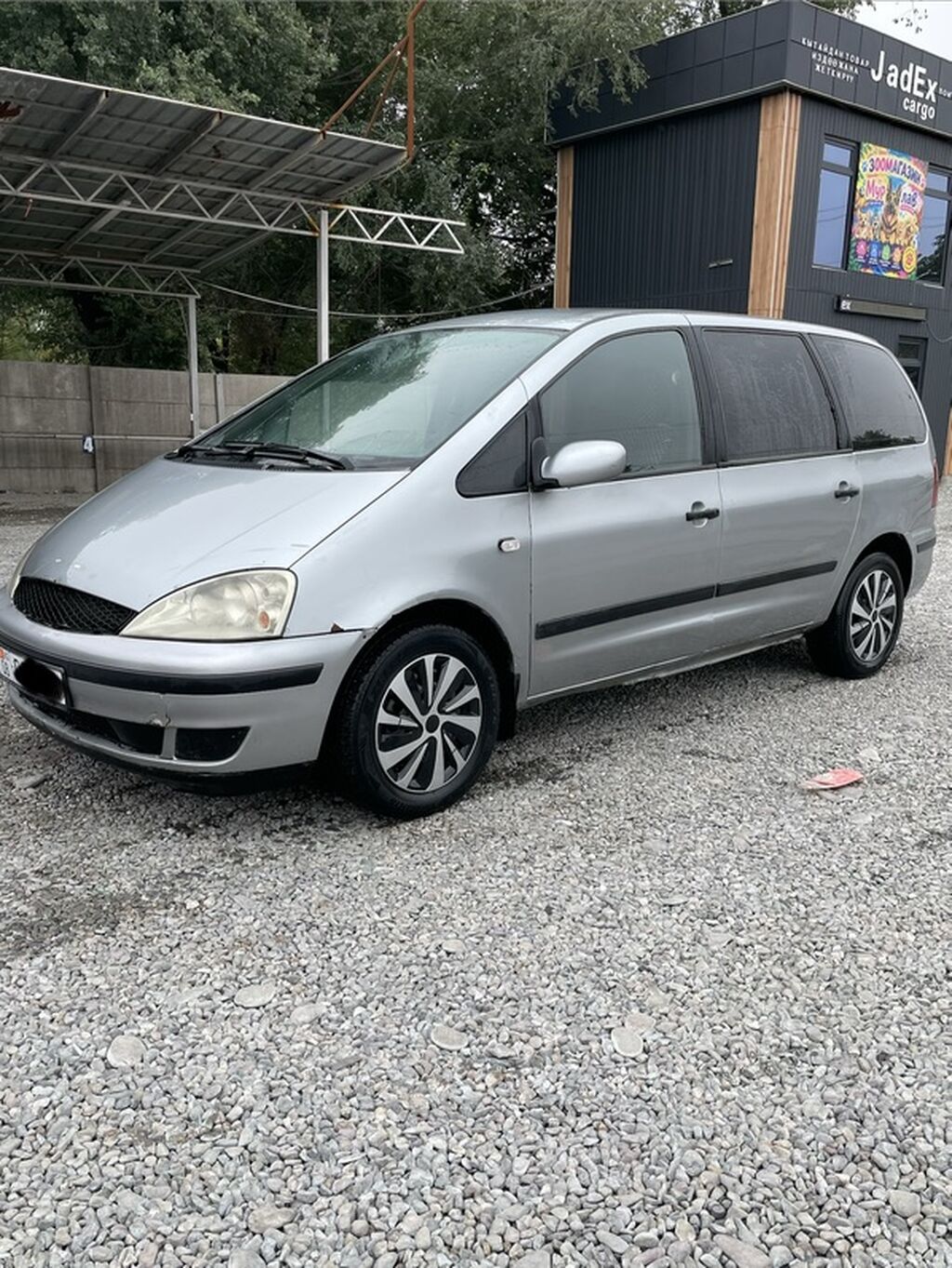 Ford Galaxy: 2002 г., 2 л, Механика, Бензин, Минивэн: фото 2