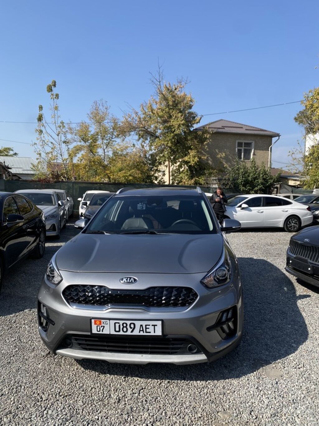 Kia Niro: 2021 г., 1.6 л, Автомат, Гибрид, Кроссовер: фото 1