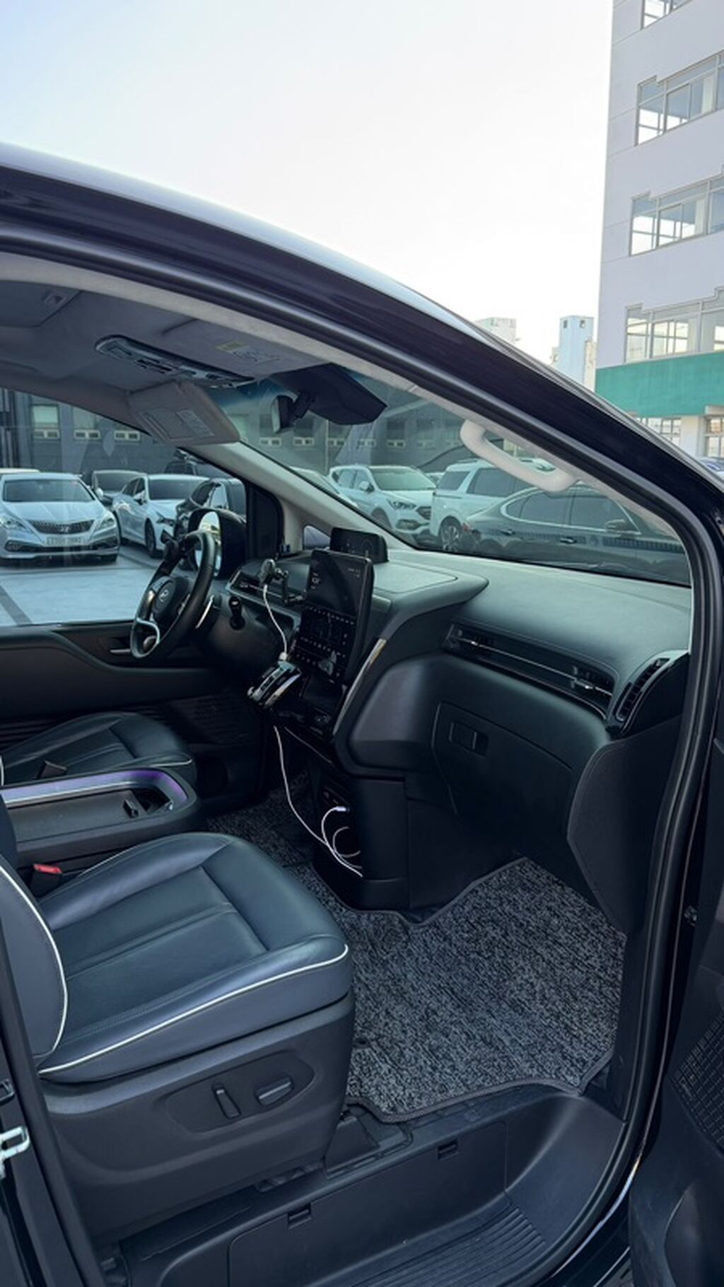Hyundai Staria: 2022 г., 3.5 л, Автомат, Газ, Минивэн: фото 8