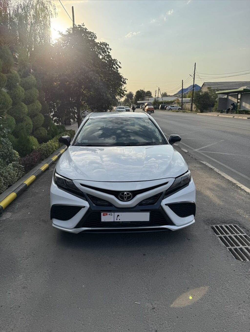 Toyota Camry: 2021 г., 2.5 л, Автомат, Бензин, Седан: фото 2