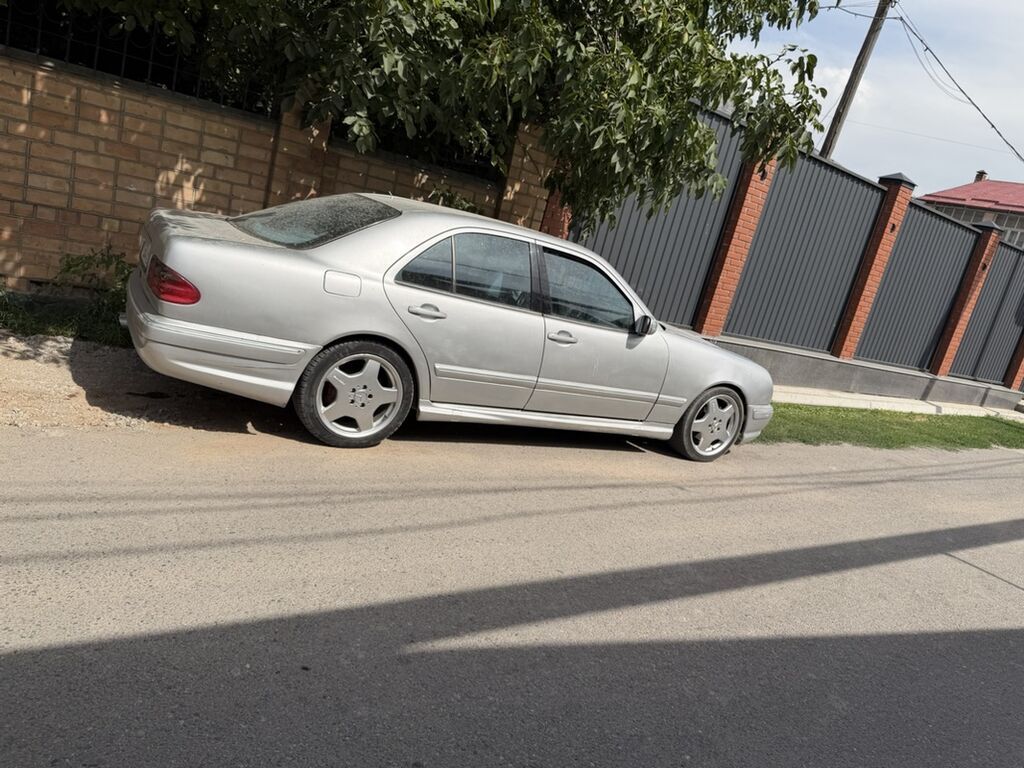 Mercedes-Benz E-Class: 2000 г., 3.2 л, Автомат, Бензин, Седан: фото 4