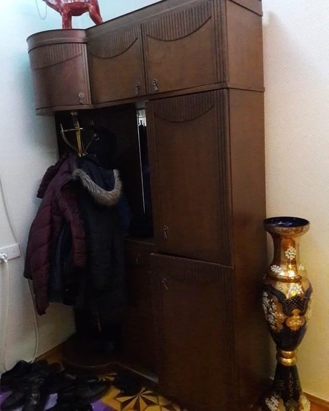 Dolablar: Dehliz skafi 150 azn.unvan razin. - lalafo.az Bakı şəhərində Dehliz skafi 150 azn.unvan razin.