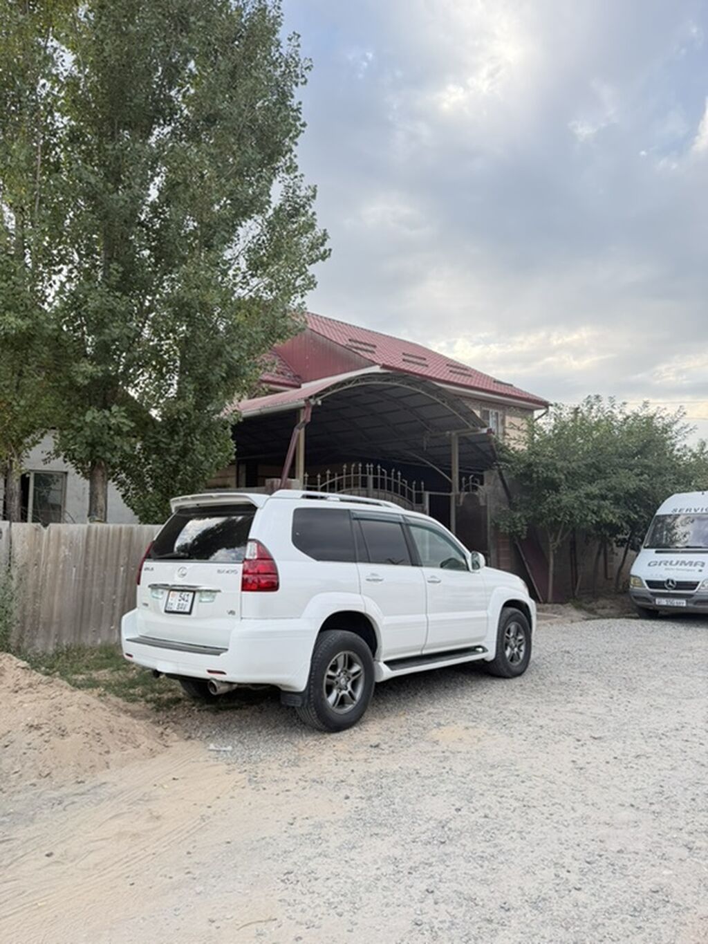Lexus GX: 2008 г., 4.7 л, Автомат, Газ, Внедорожник: фото 3