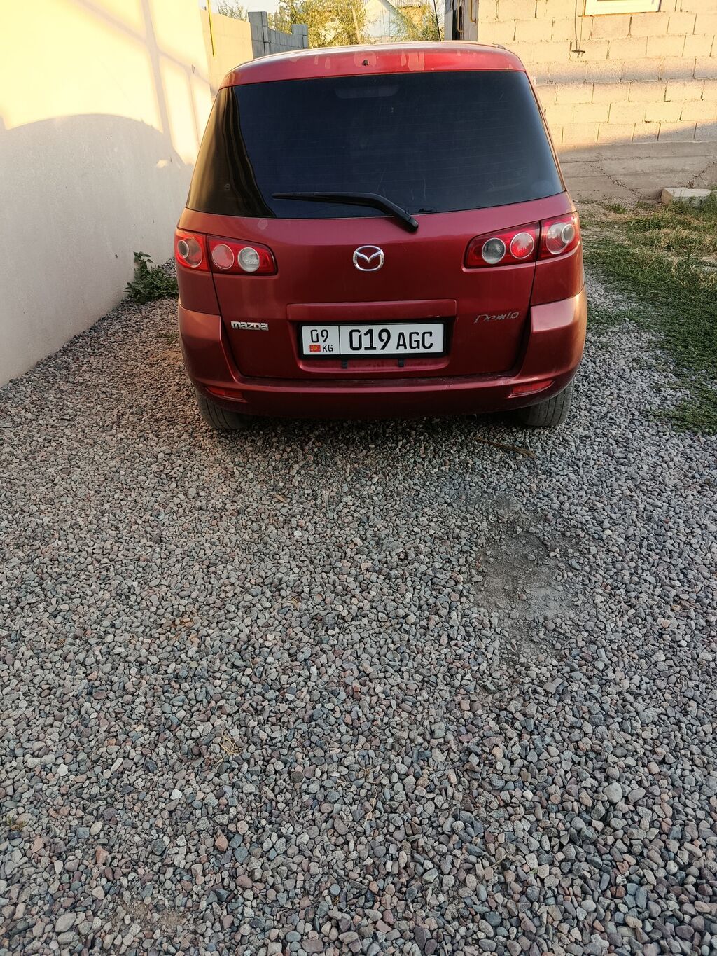 Mazda Demio: 2002 г., 1.5 л, Автомат, Бензин, Хэтчбэк: фото 2