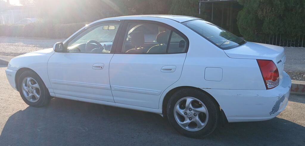 Hyundai Avante: 2004 г., 1.5 л, Автомат, Бензин, Седан: фото 3