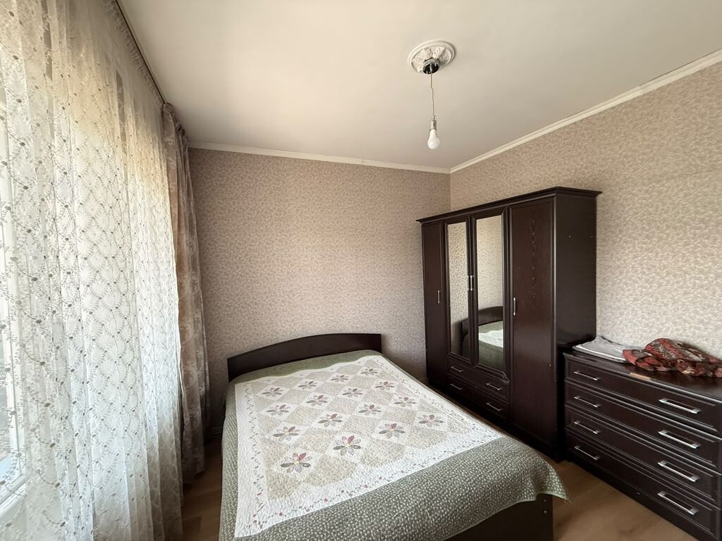 3 комнаты, 63 м², Аламедин-1 мкр 105 серия, 5 этаж, Косметический ремонт: фото 4