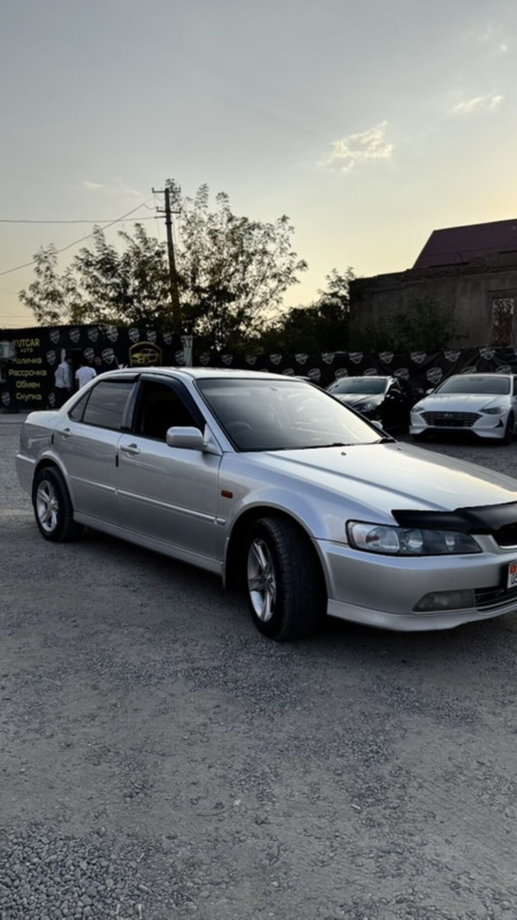 Honda Accord: 2001 г., 2 л, Автомат, Бензин, Седан: фото 3