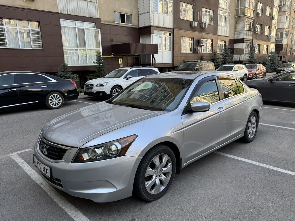 Honda Accord: 2009 г., 2.4 л, Автомат, Бензин, Седан: фото 2