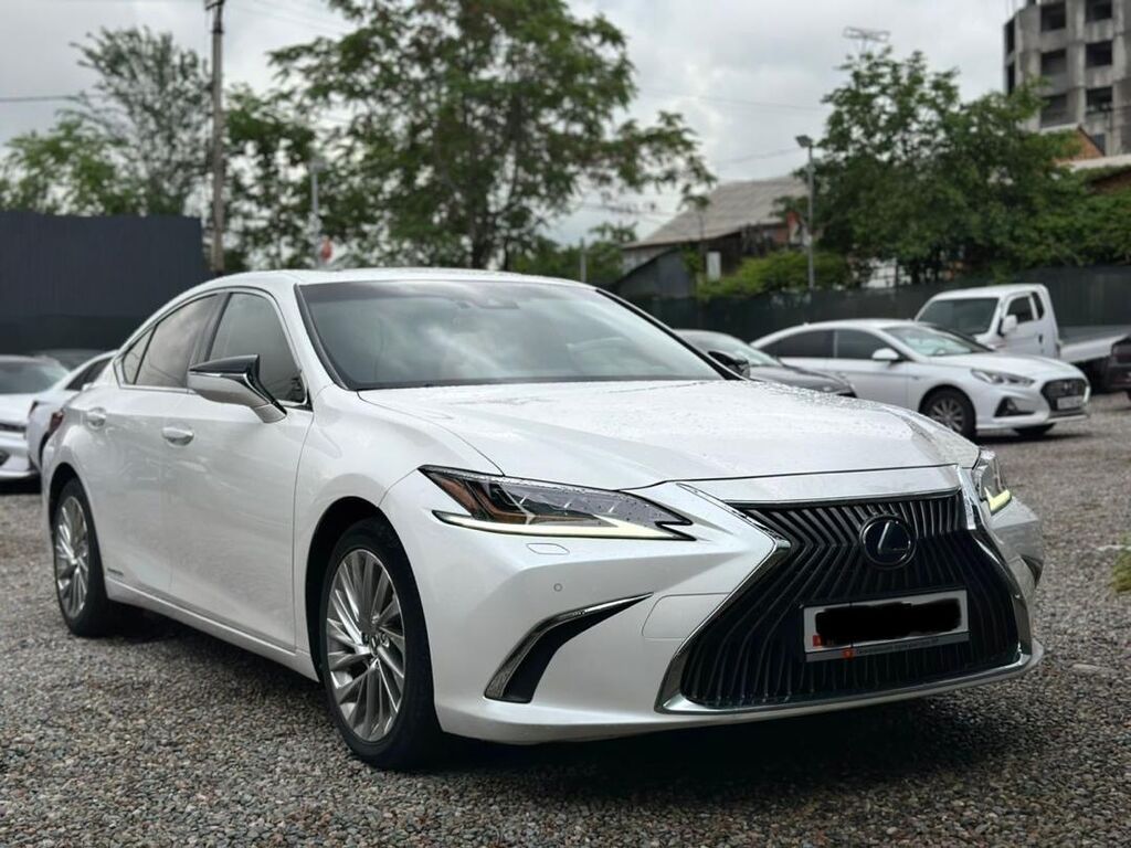 Lexus ES: 2019 г., 2.5 л, Вариатор, Гибрид, Седан: фото 2