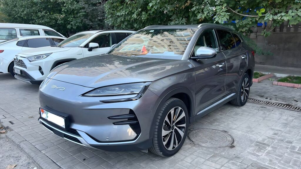 BYD Song Plus: 2024 г., Автомат, Гибрид, Кроссовер: фото 2