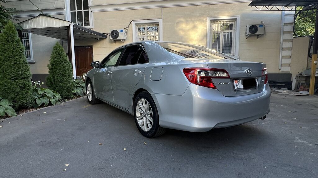 Toyota Camry: 2011 г., 2.5 л, Автомат, Бензин, Седан: фото 3