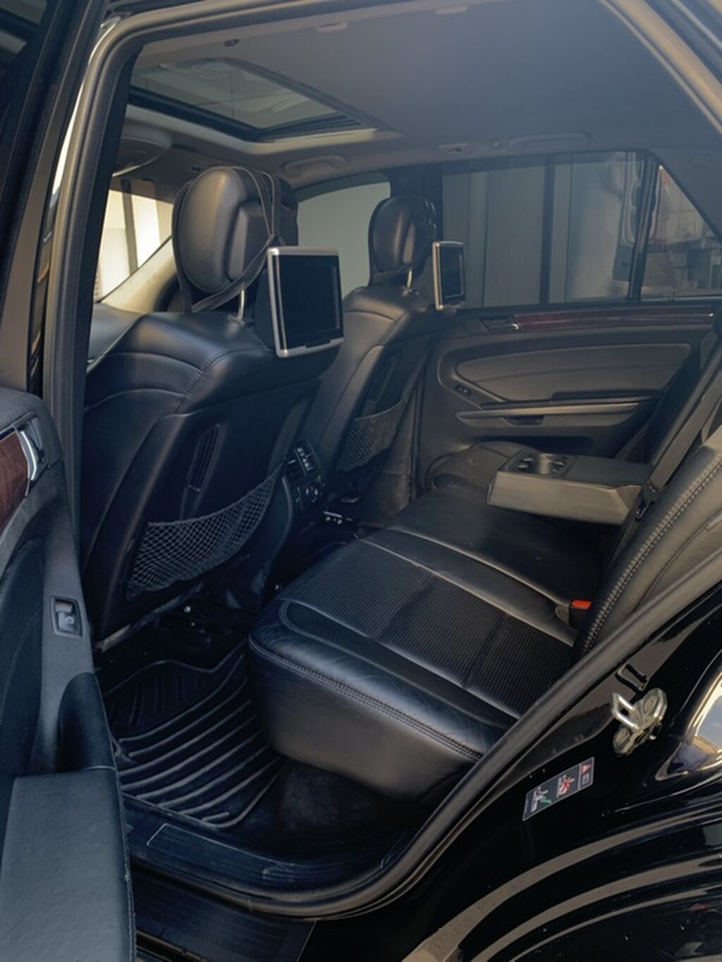 Mercedes-Benz ML-Class AMG: 2009 г., 6.3 л, Автомат, Бензин, Кроссовер: фото 8