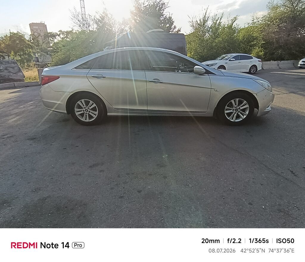 Hyundai Sonata: 2009 г., 2 л, Автомат, Газ, Седан — фото 4