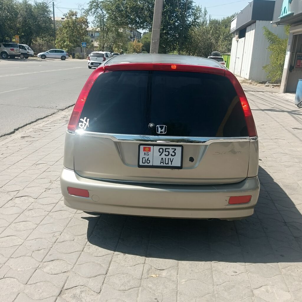 Honda Stream: 2001 г., 2 л, Автомат, Газ, Универсал: фото 3
