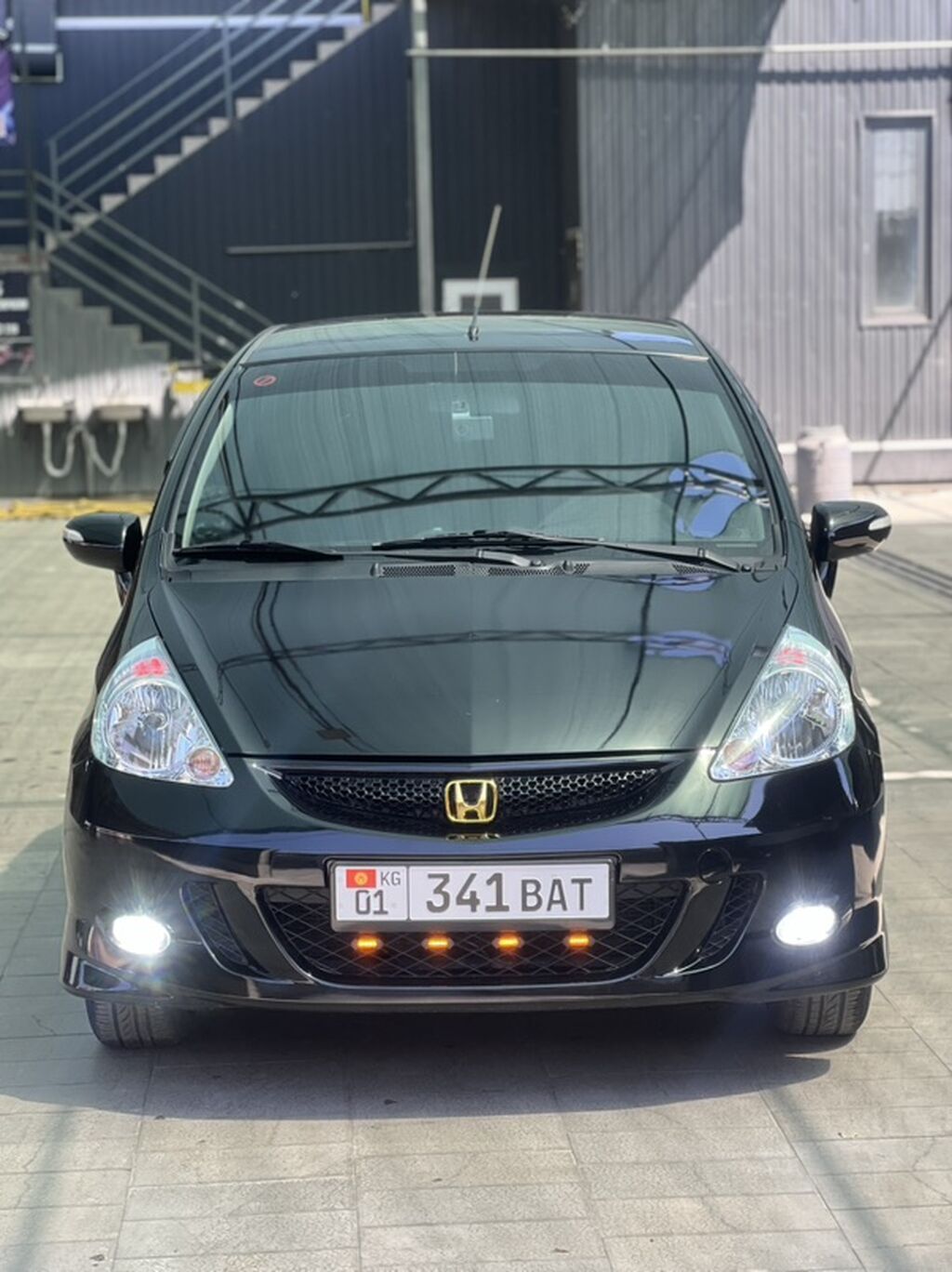 Honda Jazz: 2004 г., 1.5 л, Механика, Бензин, Хэтчбэк: фото 2