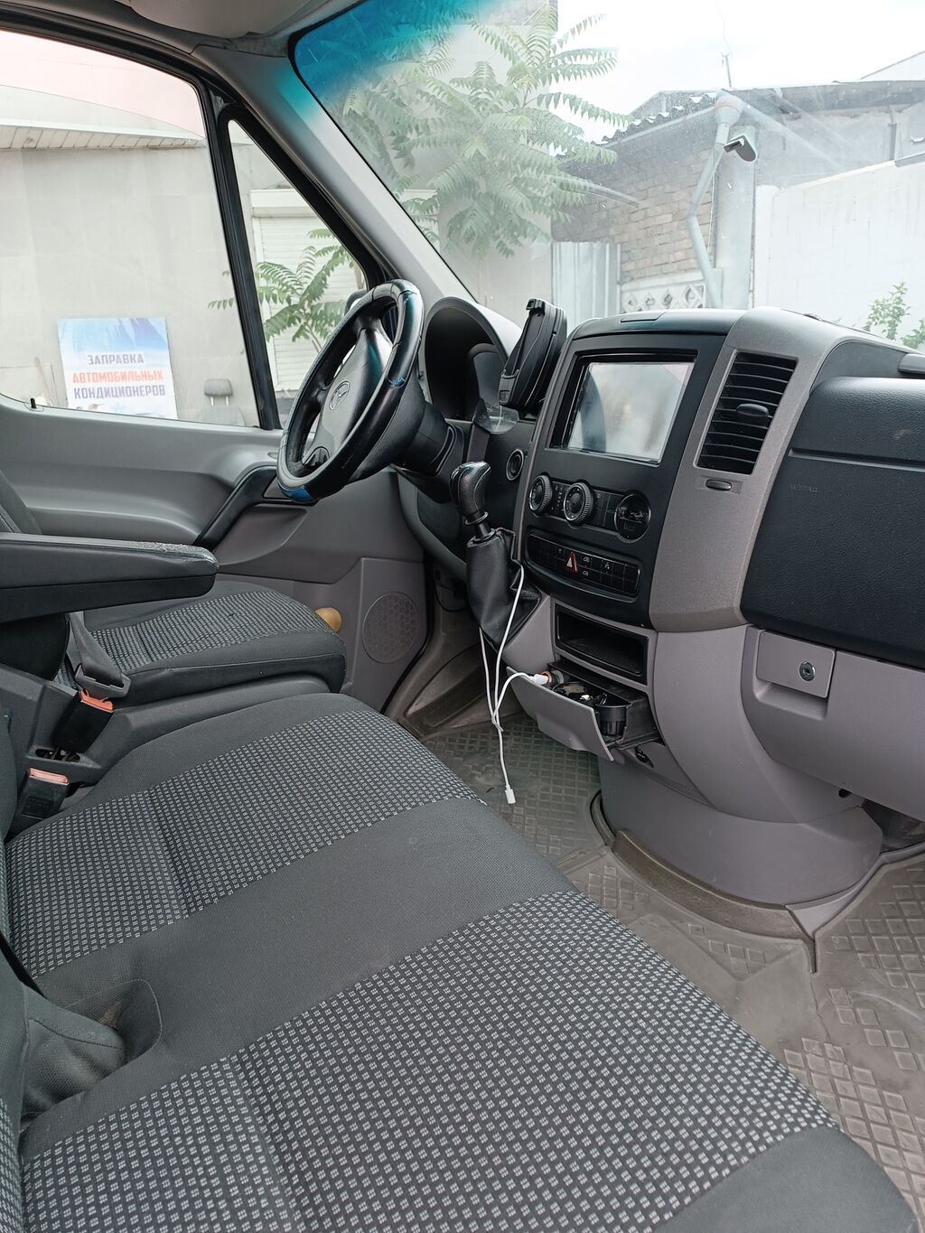 Mercedes-Benz Спринтер: 2009 г., 2.7 л, Механика, Дизель, Фургон: фото 3