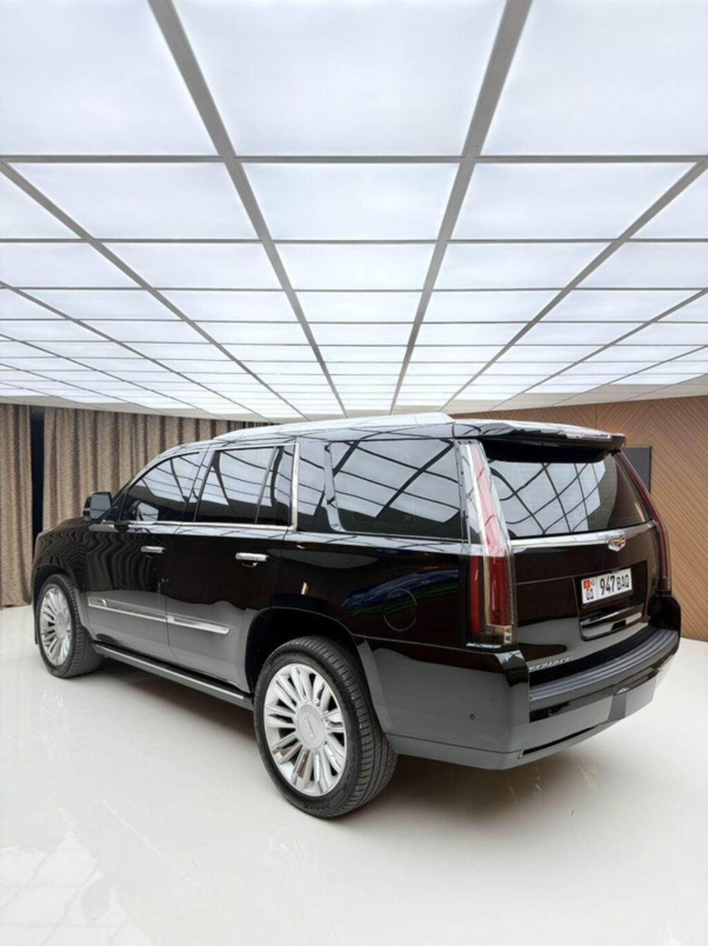 Cadillac Escalade: 2020 г., 6.2 л, Автомат, Бензин, Внедорожник — фото 8