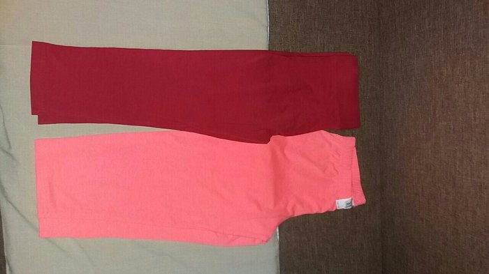 Ženske pantalone: Zenske 3/4 helanke. Velicina s. Kao nove. Svake po 200din. na lalafo.rs Zenske 3/4 helanke. Velicina s. Kao nove. Svake po 200din. - Beograd