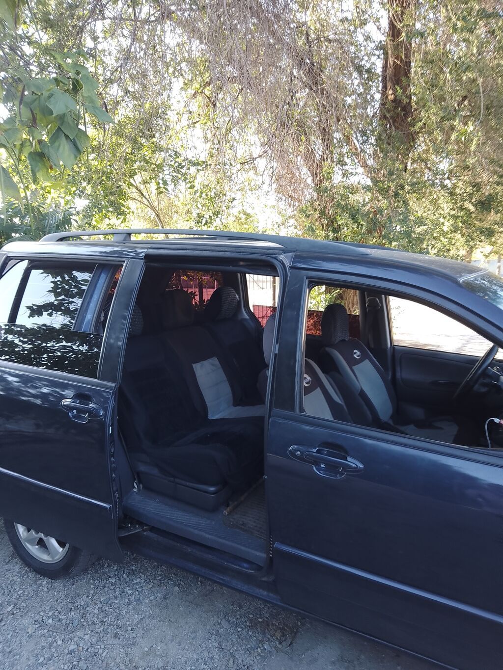 Mazda MPV: 2002 г., 2.2 л, Механика, Гибрид, Минивэн: фото 3