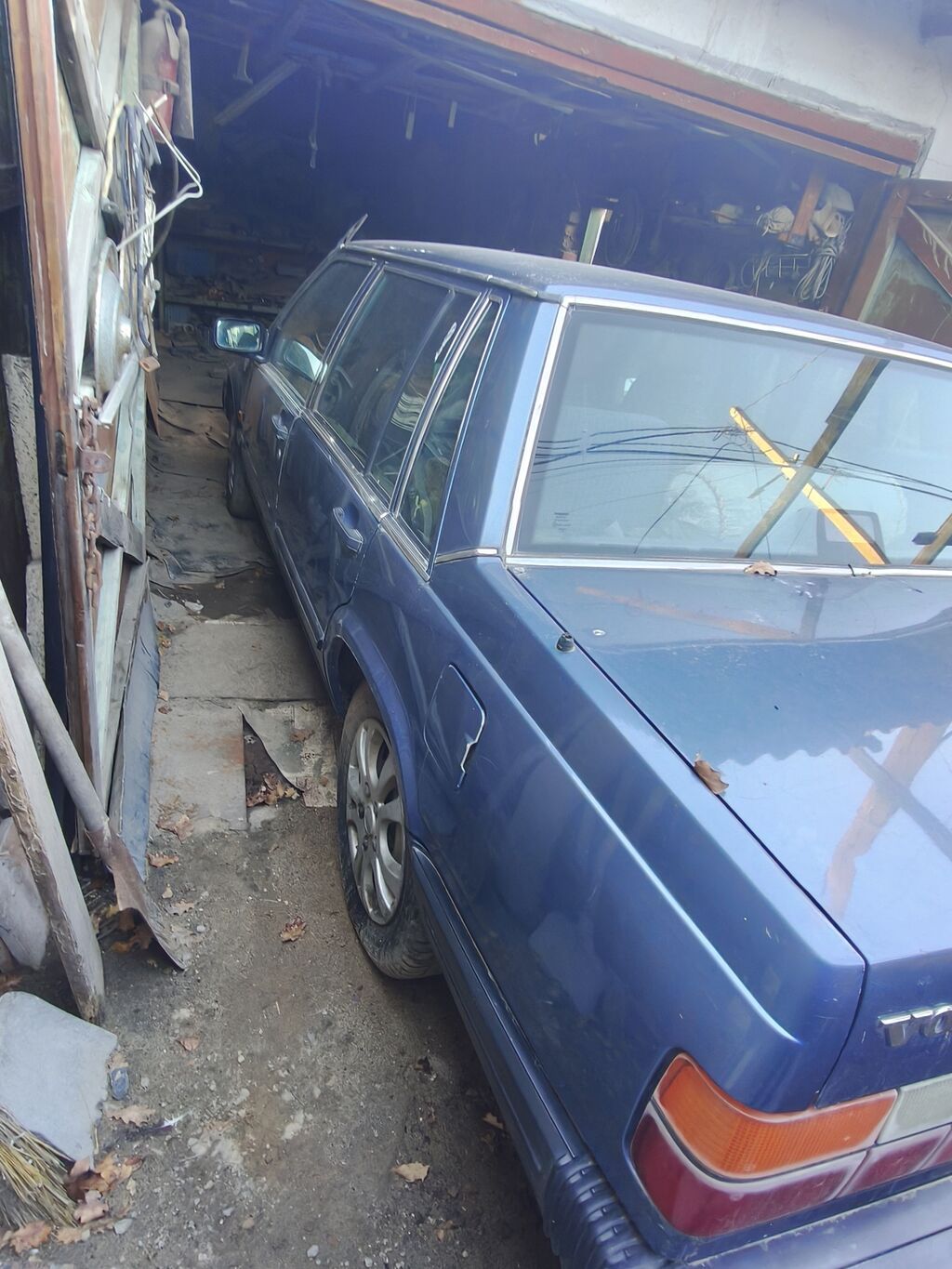 Volvo 740: 1987 г., 2.3 л, Механика, Бензин, Седан: фото 5
