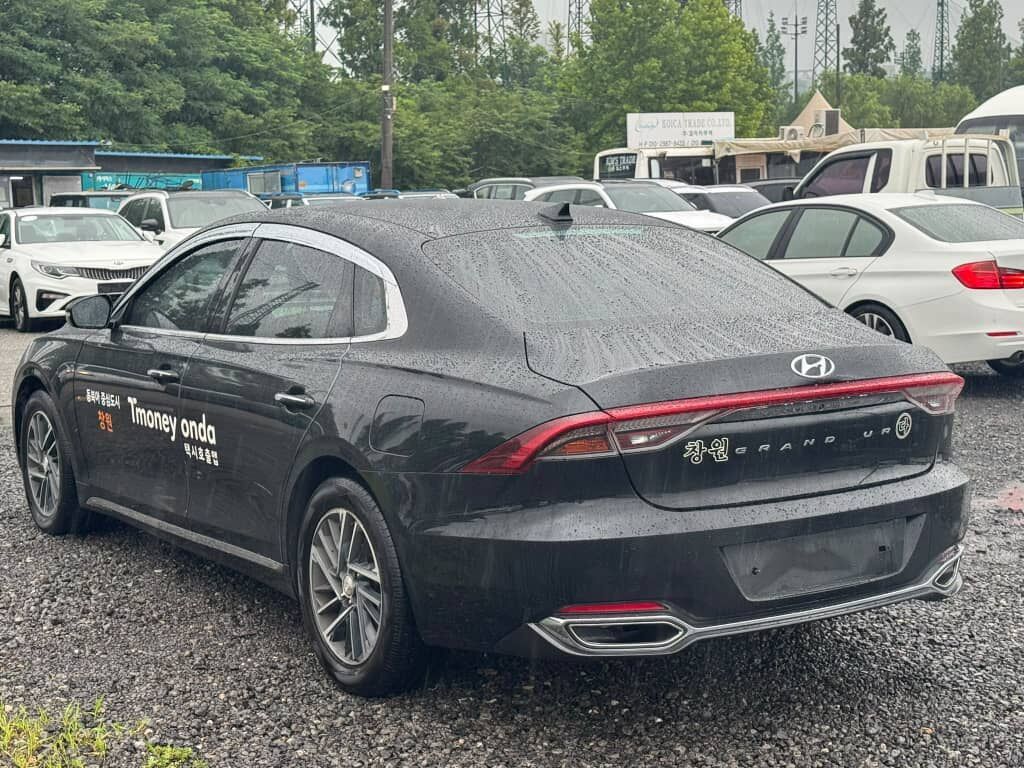 Hyundai Grandeur: 2021 г., 3 л, Автомат, Газ, Седан: фото 3