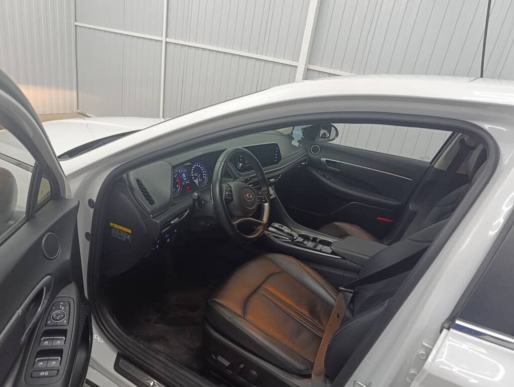 Hyundai Sonata: 2020 г., 2 л, Автомат, Бензин, Седан: фото 8