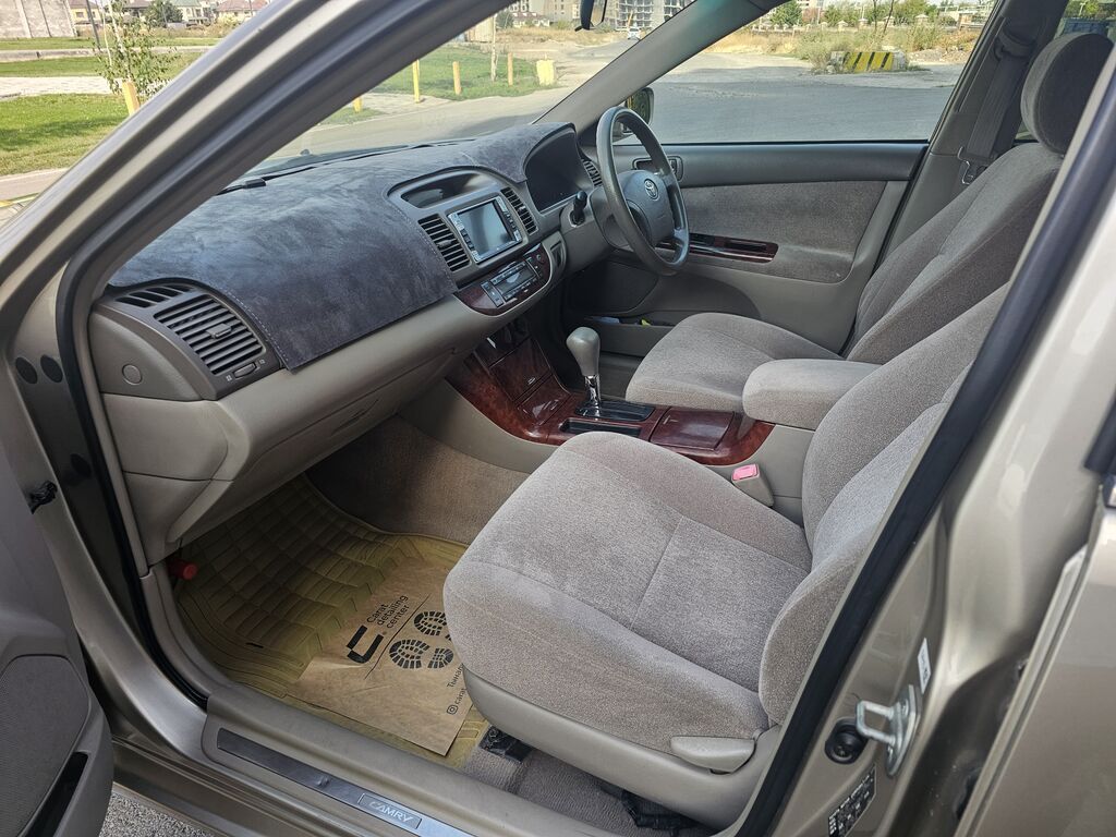 Toyota Camry: 2004 г., 2.4 л, Автомат, Бензин, Седан: фото 7