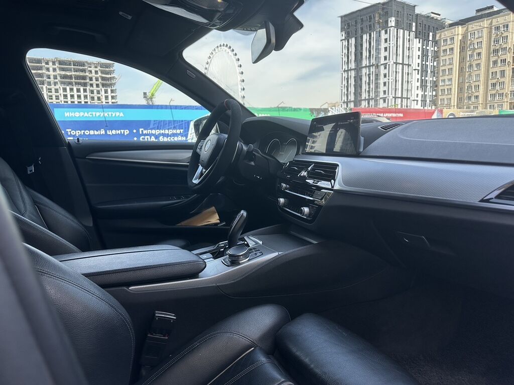 BMW 530: 2017 г., 2 л, Автомат, Бензин, Седан: фото 6